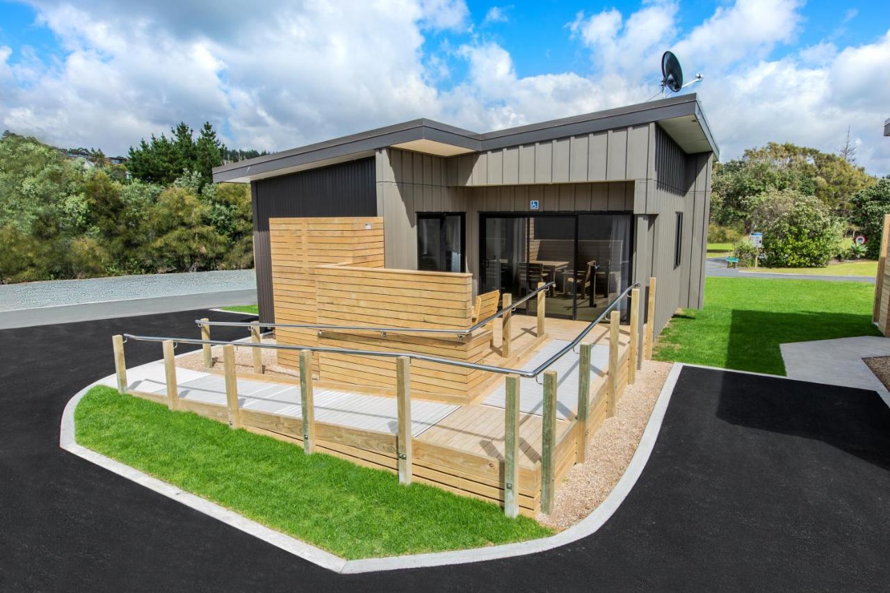 Camp Waipu Cove Hotel Exterior photo