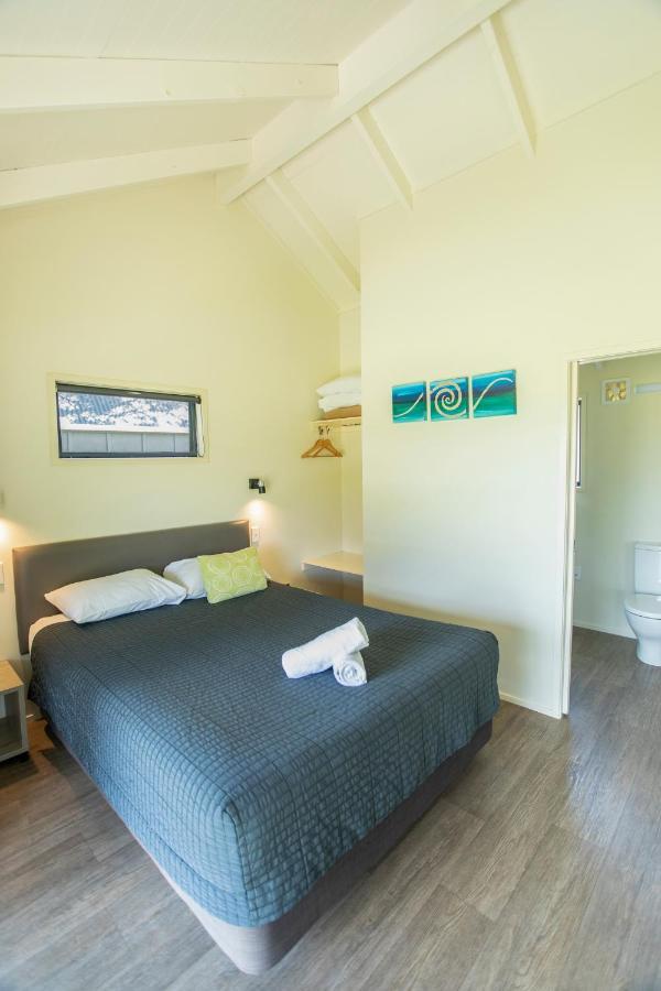 Camp Waipu Cove Hotel Exterior photo
